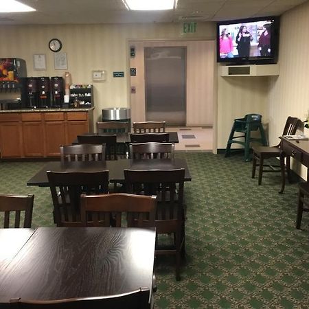 Greystone Inn & Suites Vance Esterno foto